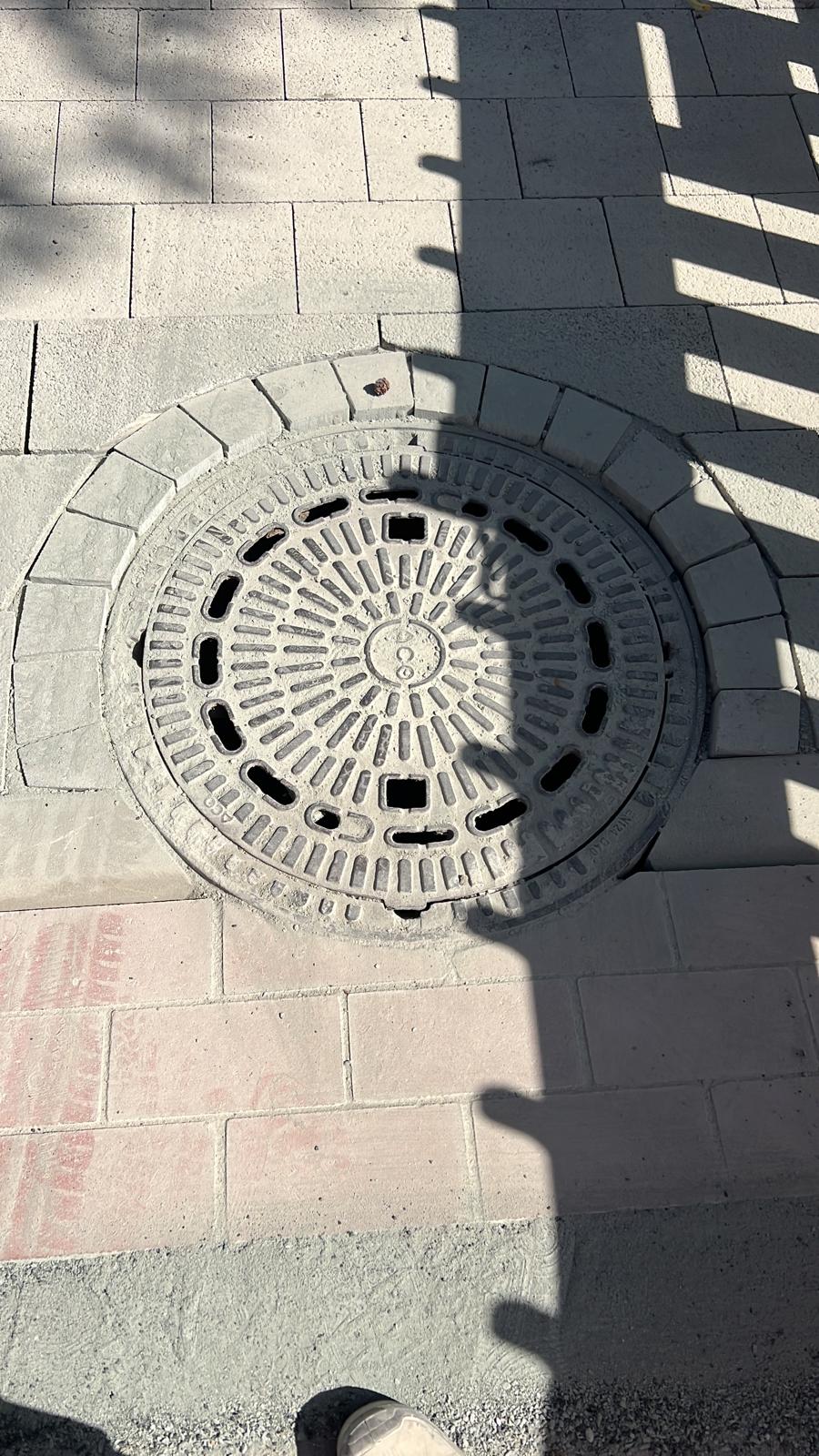 Projekt 1 - Gullyeinfassung im Straßenbau